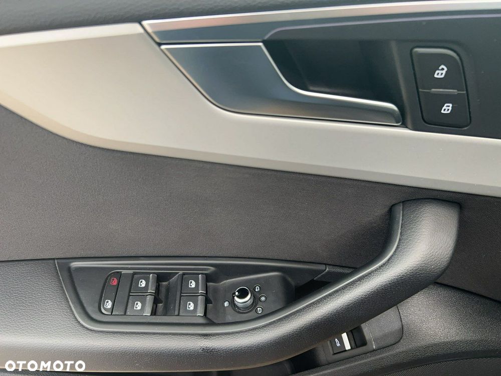 Audi A4 Limousine - 27