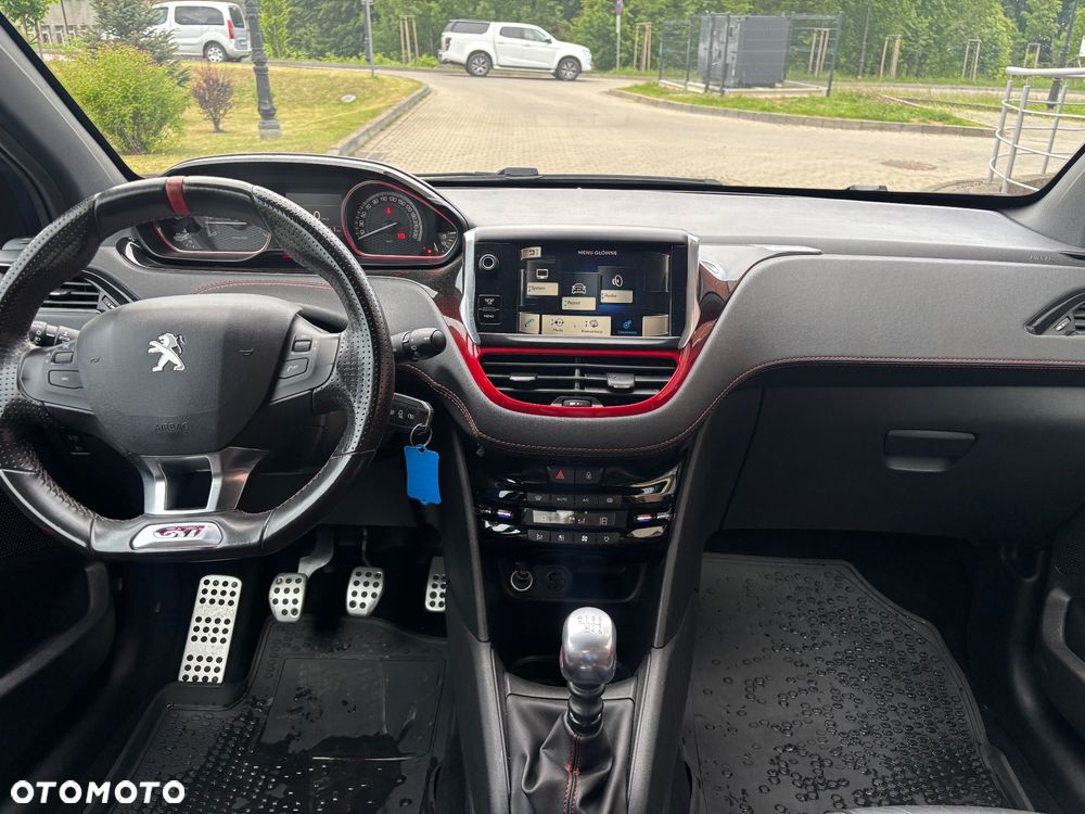 Peugeot 208 1.6 THP GTi - 20