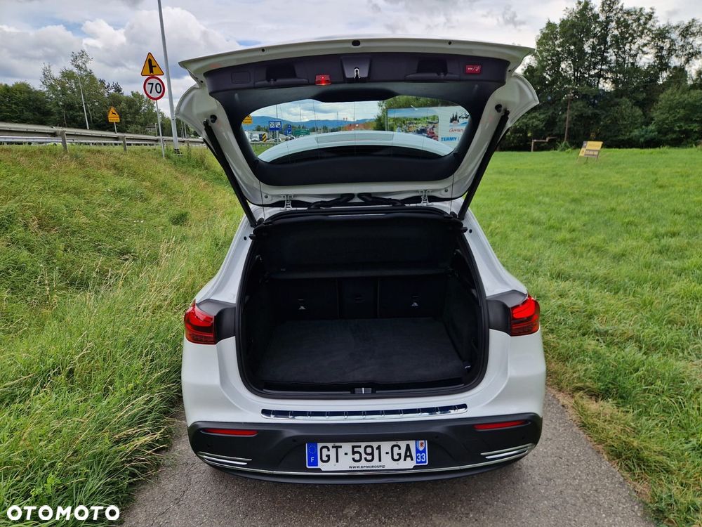 Mercedes-Benz EQA 250+ - 9