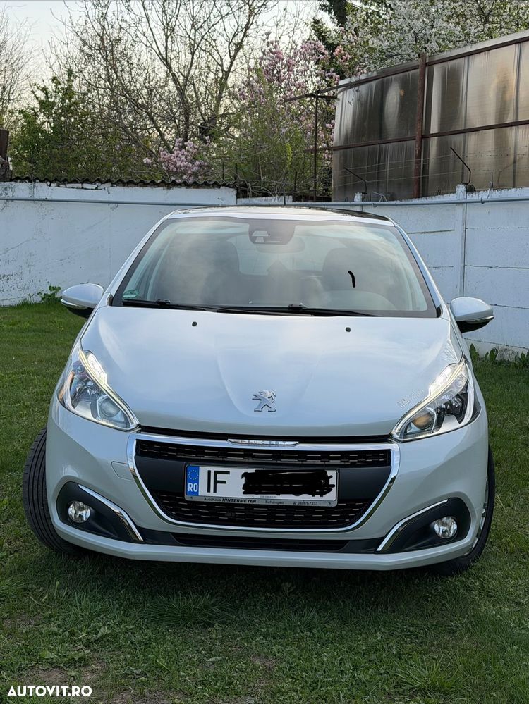 Peugeot 208 PureTech 82 Start & Stop Allure - 5