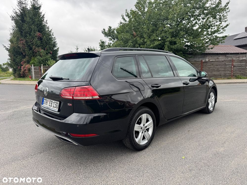 Volkswagen Golf 1.6 TDI DSG Sound - 3