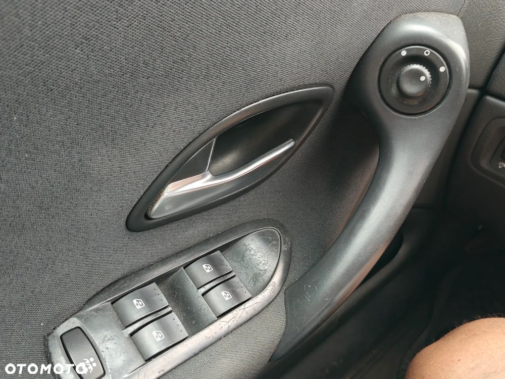 Renault Laguna Grandtour 1.9 dCi Emotion - 21
