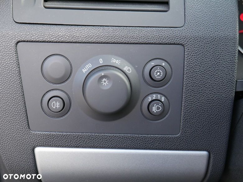 Opel Zafira 1.8 Innovation 110 Jahre - 20