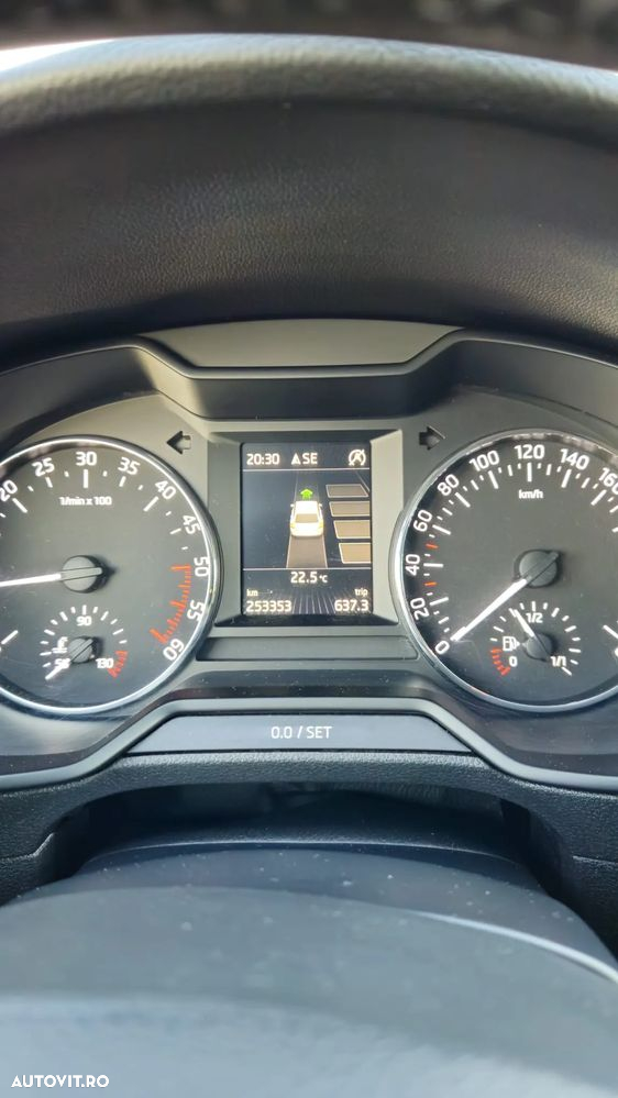 Skoda Octavia 1.6 TDI GREENLINE - 34