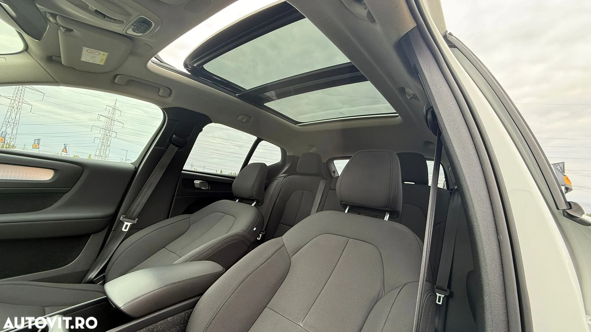 Volvo XC 40 T2 AT8 Momentum - 17