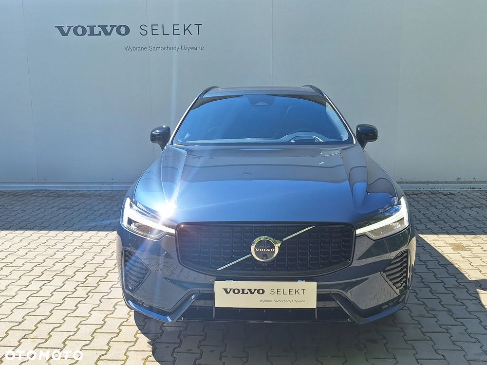 Volvo XC 60 B5 B AWD Ultimate Dark - 5