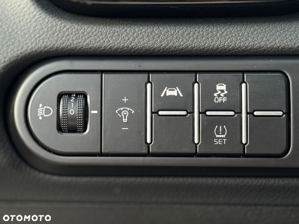 Kia XCeed - 23