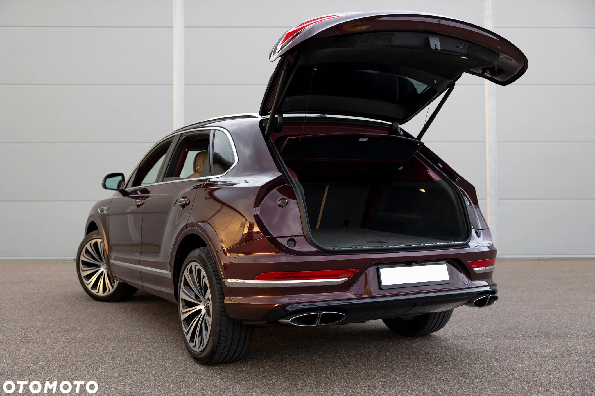 Bentley Bentayga V8 - 14