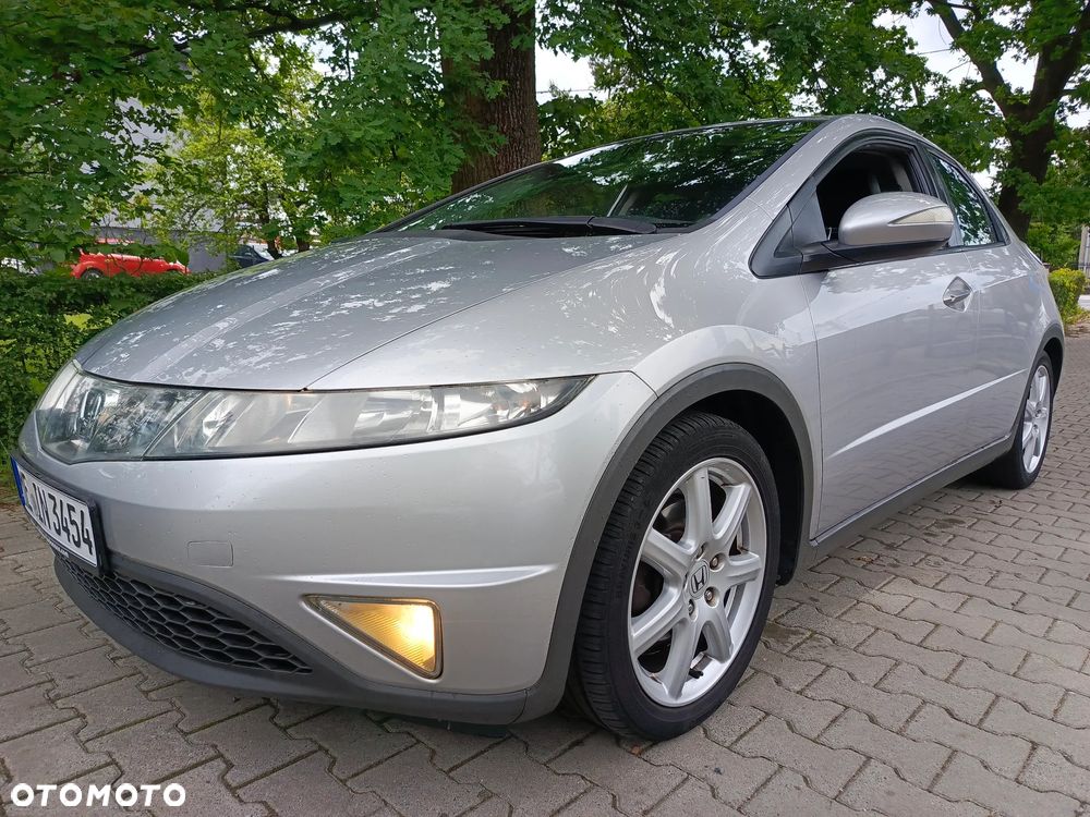 Honda Civic 1.8 Comfort - 8
