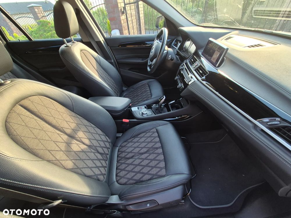 BMW X1 sDrive18d Advantage sport - 11