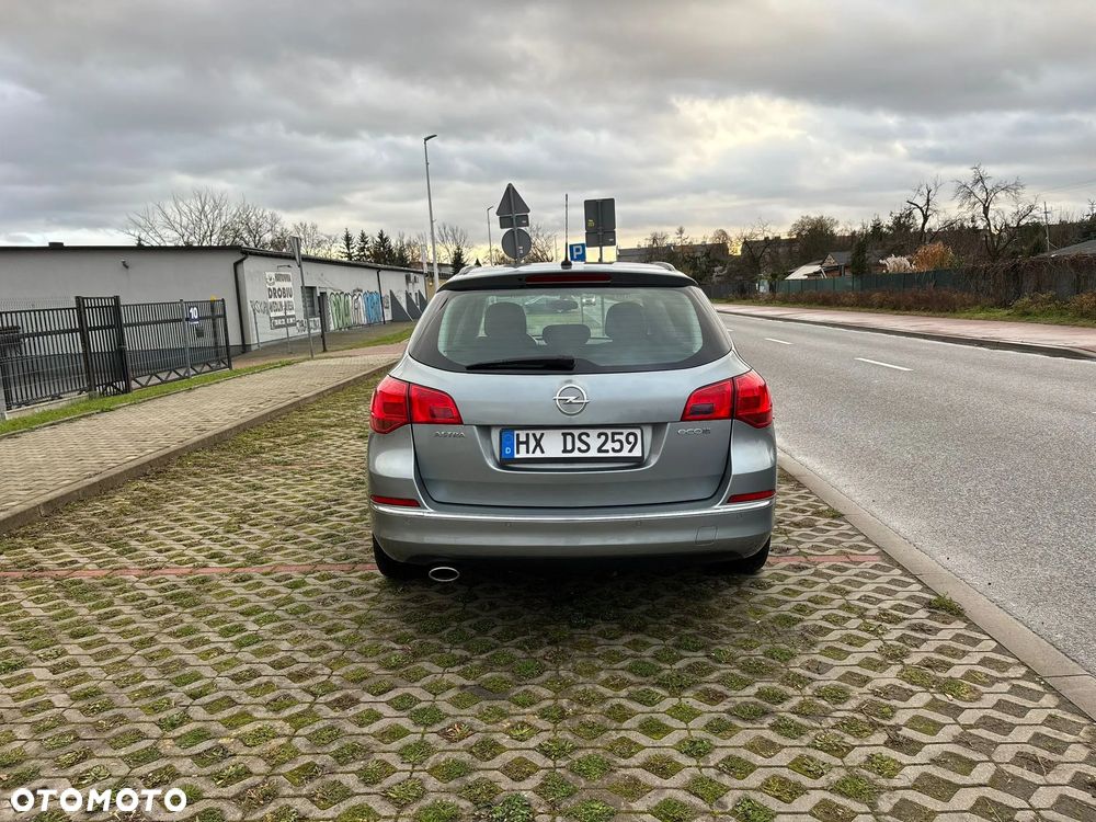 Opel Astra - 16