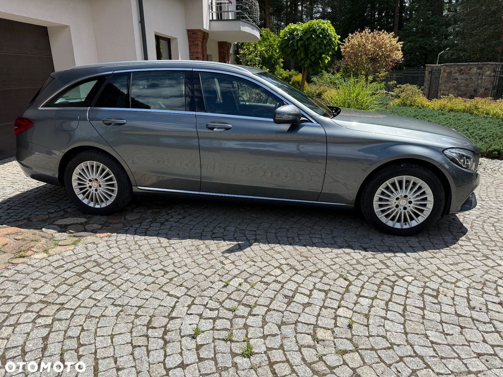 Mercedes-Benz Klasa C 250 7G-TRONIC Avantgarde - 4