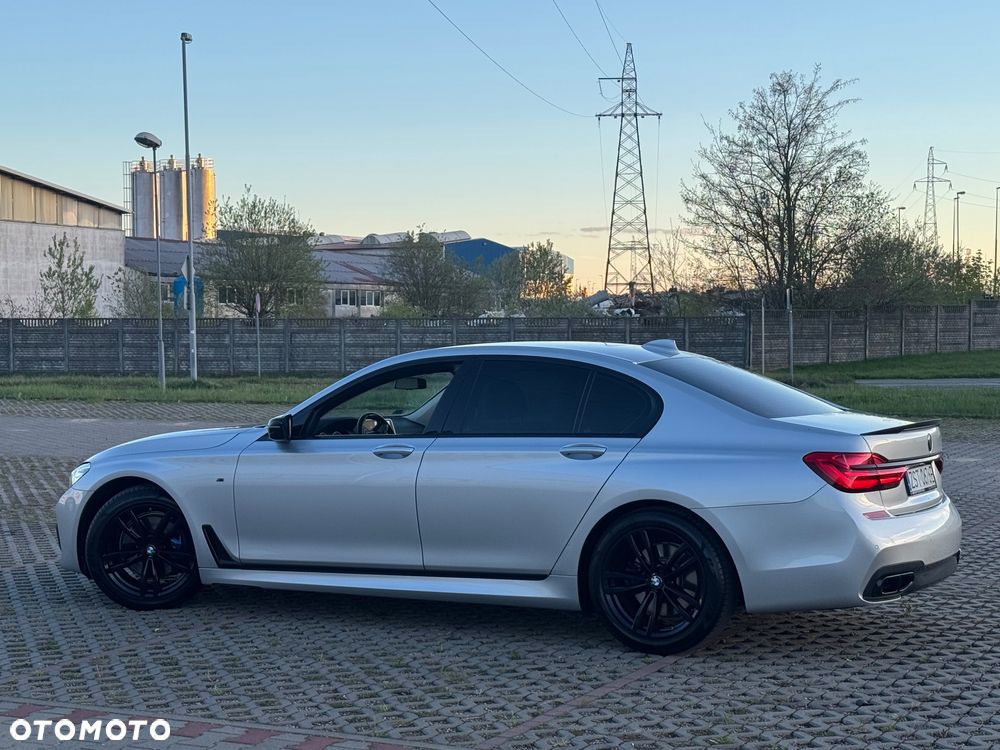 BMW Seria 7 730d xDrive - 13