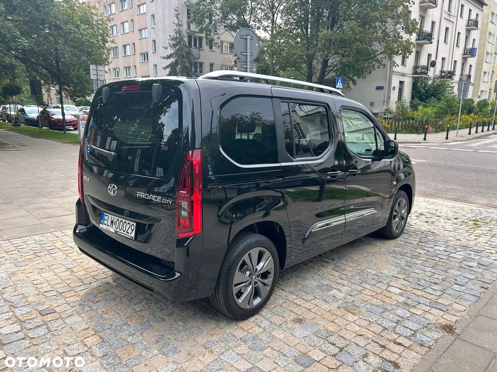 Toyota Proace City Verso 1.5 D-4D Family - 12