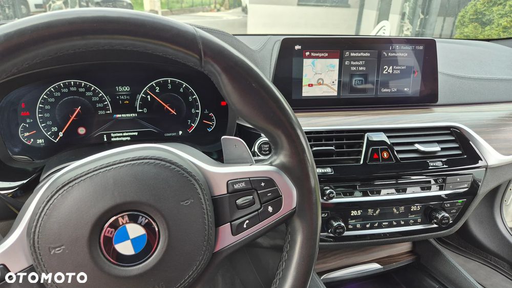 BMW Seria 5 M550i xDrive sport - 3