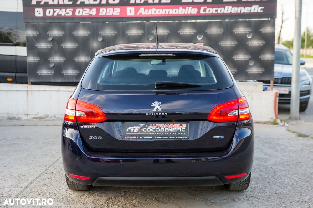 Peugeot 308 - 5