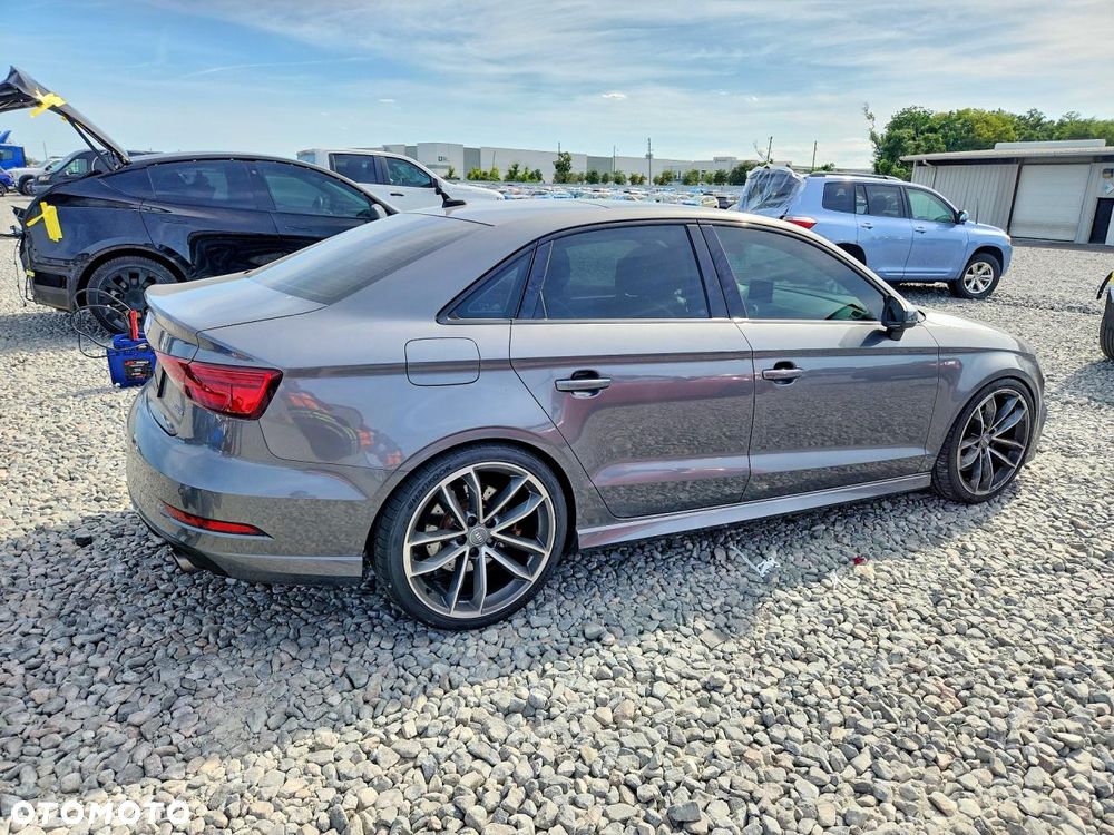 Audi A3 Limousine 40 TFSI quattro S tronic S line - 5