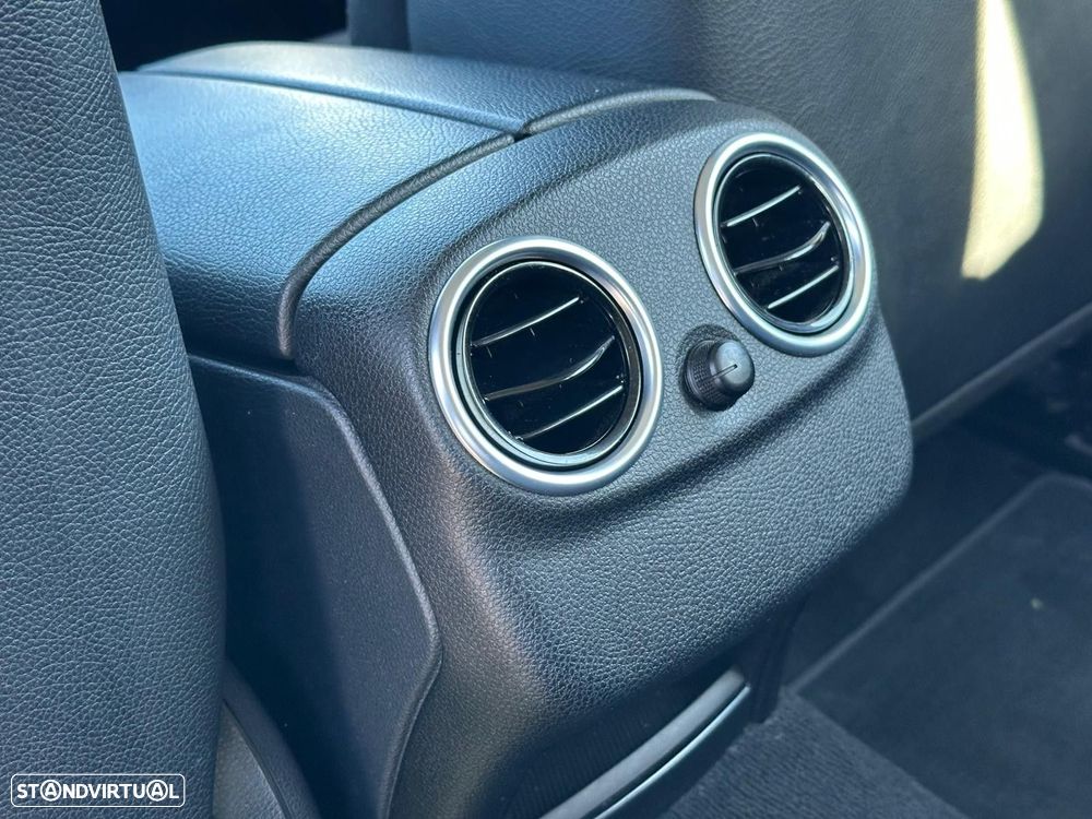 Mercedes-Benz C 200 BlueTEC Avantgarde - 16