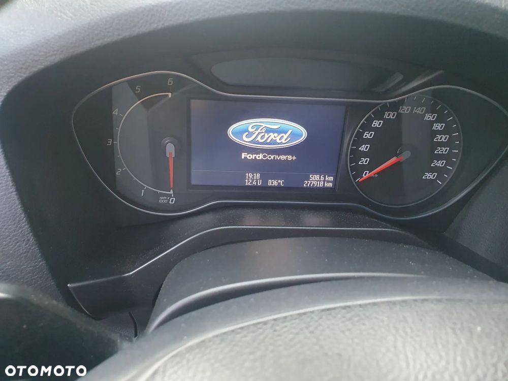 Ford S-Max - 9