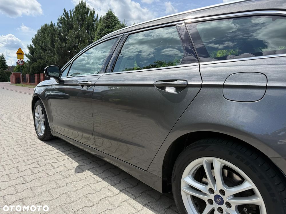 Ford Mondeo - 13