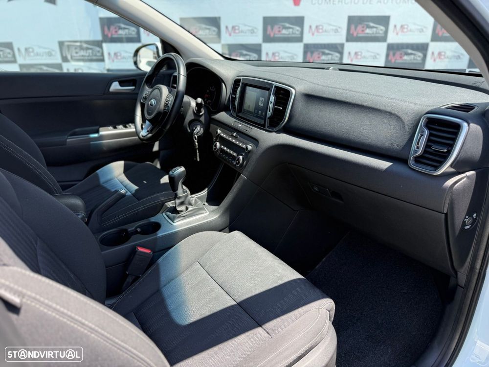 Kia Sportage 1.6 GDI ISG Nav Line - 37