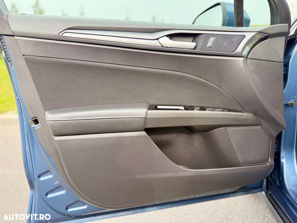 Ford Mondeo 2.0 EcoBlue Allrad Aut. Titanium - 28