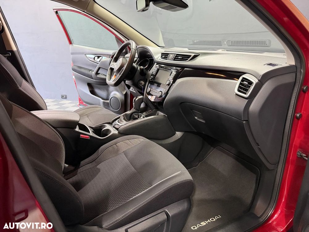 Nissan Qashqai 1.5 DCI DCT ACENTA - 15