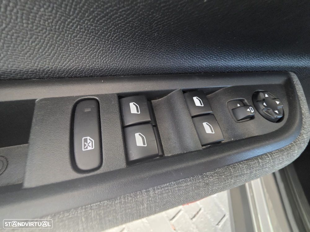 Citroën C3 Aircross 1.2 PureTech Plus - 8