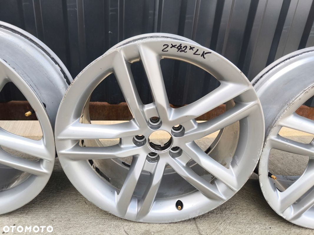 FELGA FELGI VW SKODA SEAT AUDI A1 8X 5X100 7.5J R17 ET36 8X0601025K Z*72* - 5