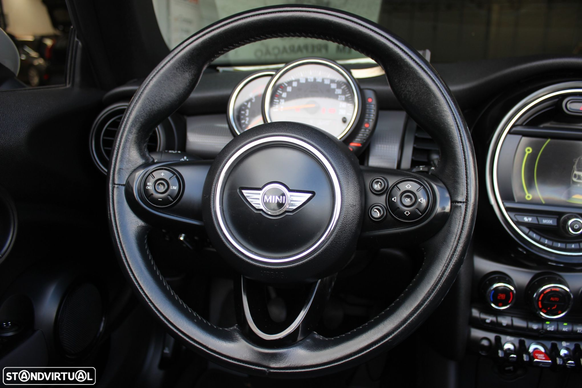 MINI 3 Portas Cooper D - 10
