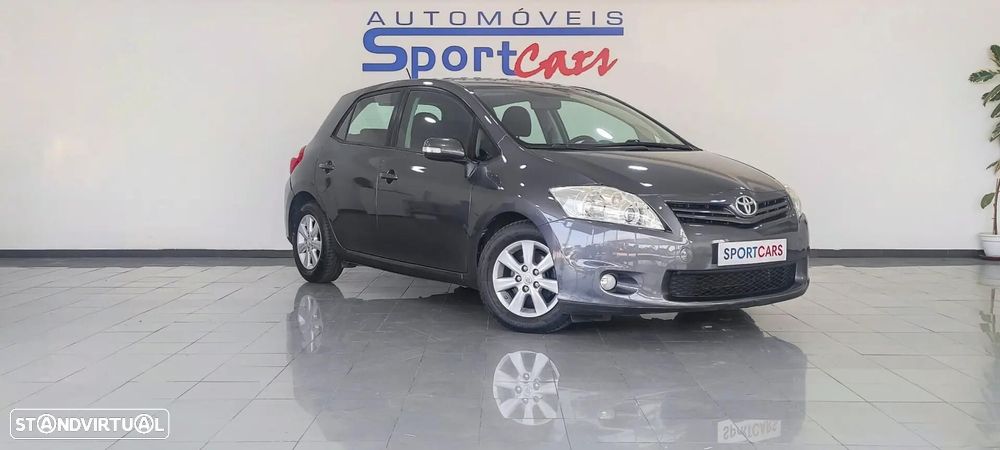 Toyota Auris 1.4 D-4D Sol - 4
