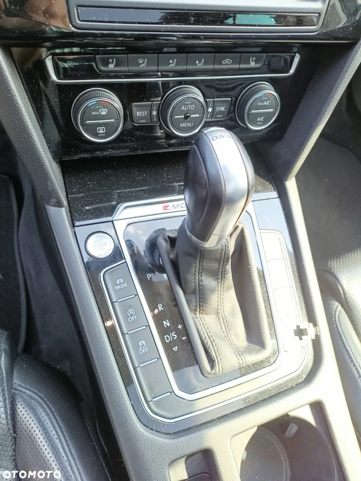 Volkswagen Passat 2.0 TDI 4Mot Elegance DSG - 20