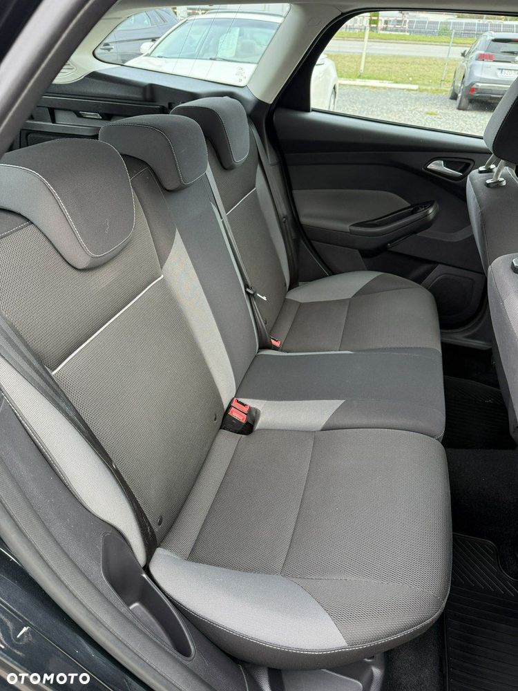 Ford Focus - 13