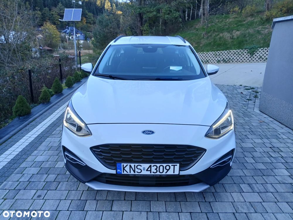 Ford Focus 1.0 EcoBoost Active X - 24