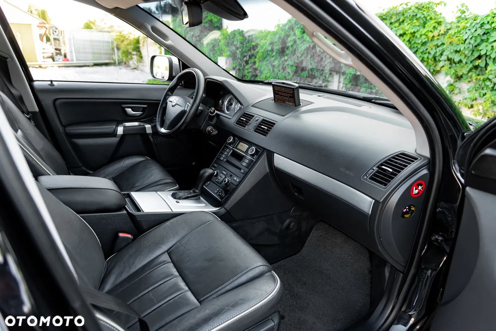 Volvo XC 90 D5 AWD Geartonic Executive - 25