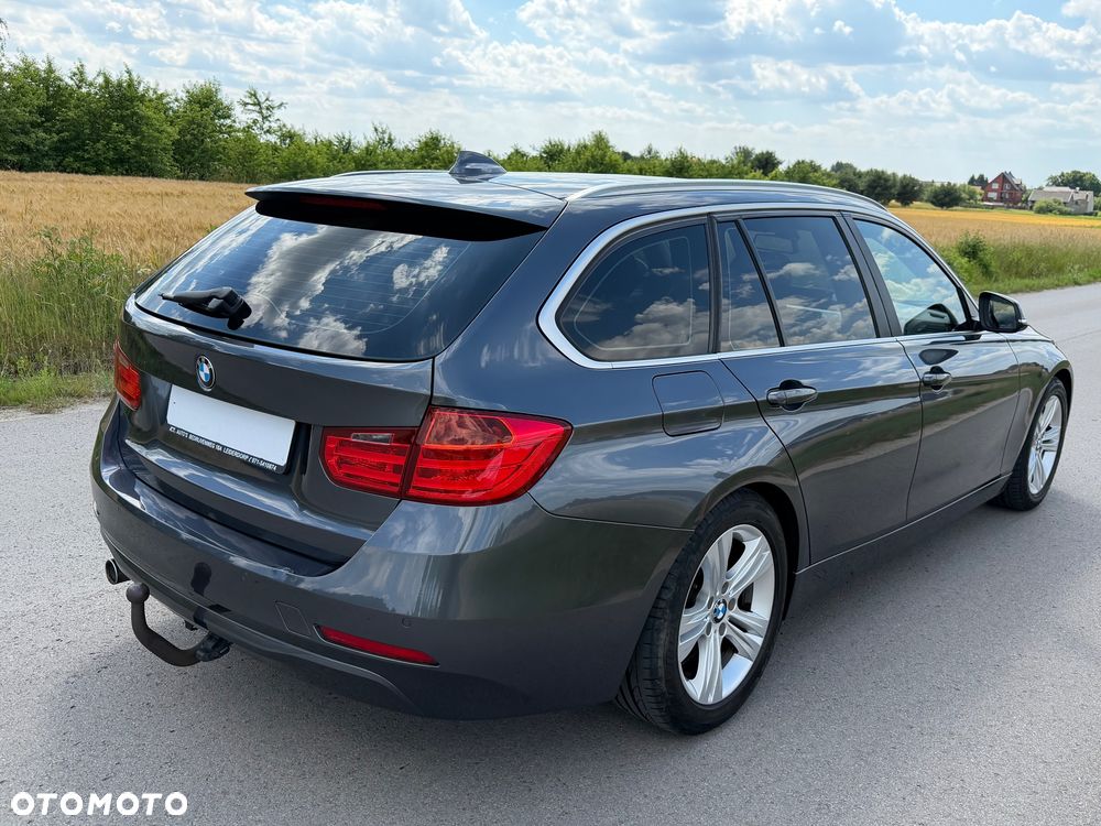 BMW Seria 3 320d Luxury Line - 17