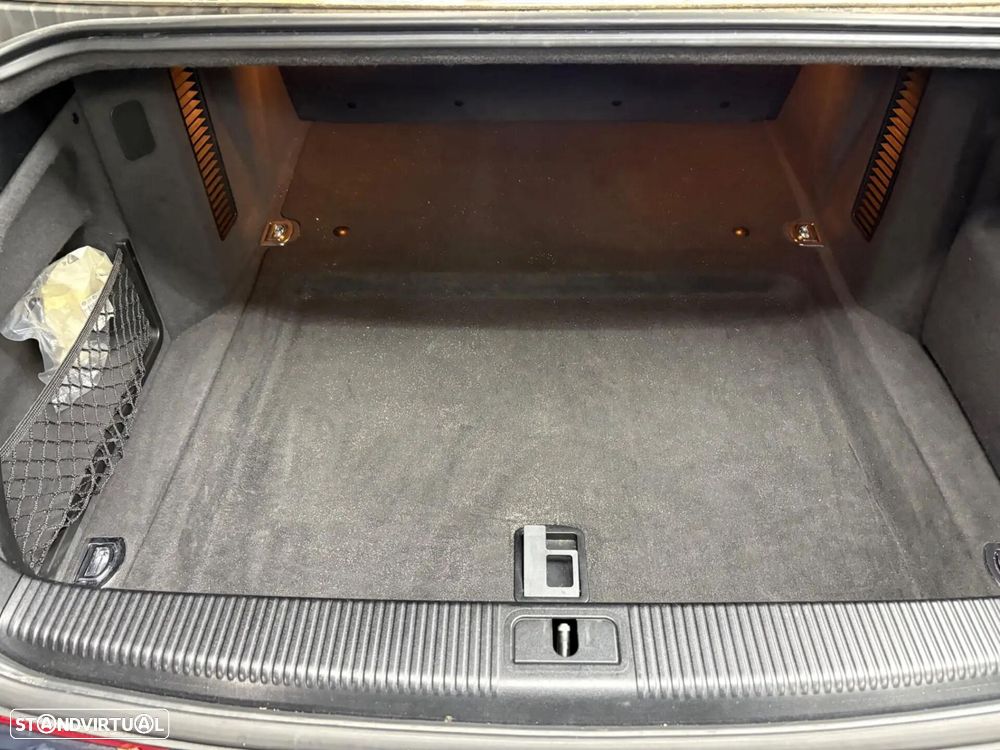 Audi A8 3.0 TDI V6 quattro Tiptronic - 39