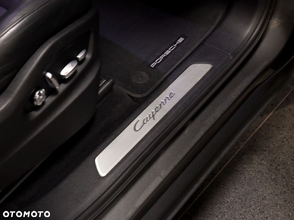 Porsche Cayenne - 33