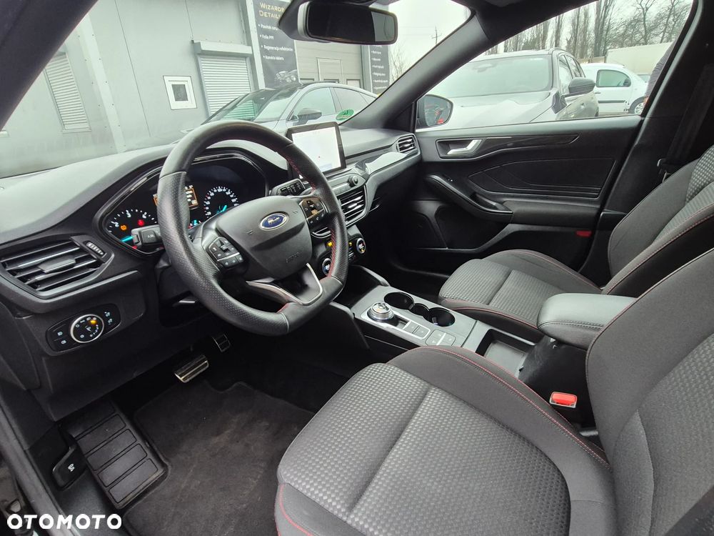 Ford Focus 1.5 EcoBlue STart-Stopp-System ST-LINE - 26