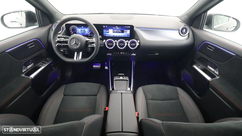 Mercedes-Benz GLA 200 d AMG Line - 11