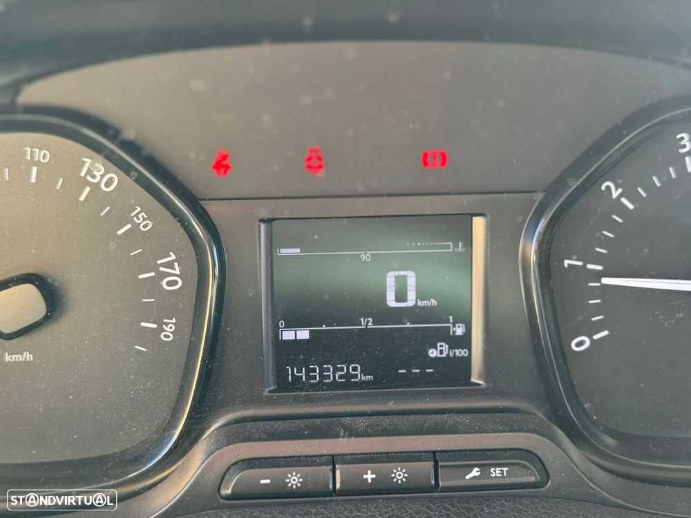 Peugeot Expert - 9