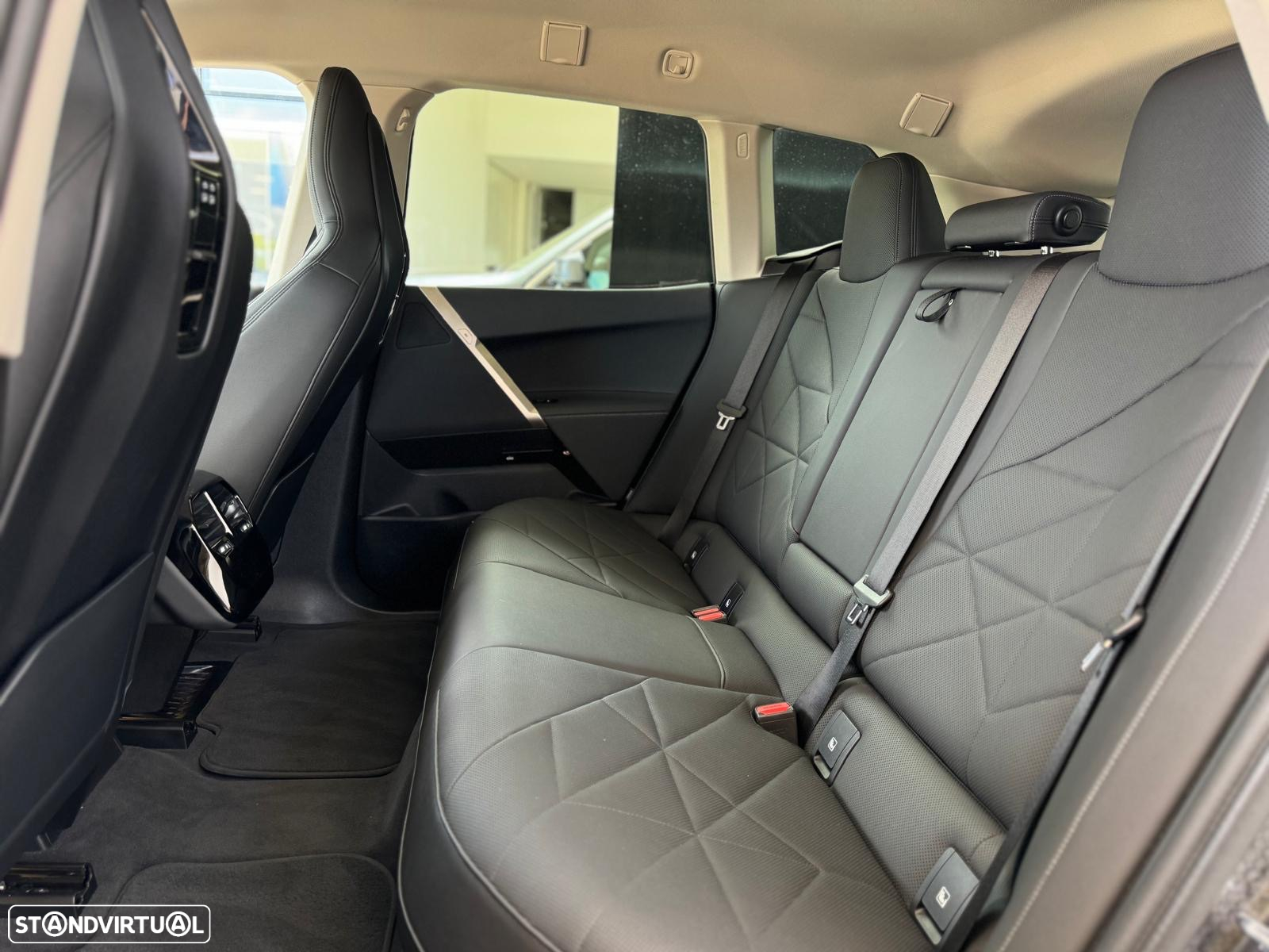 BMW iX xDrive 40 Pack Desportivo - 7