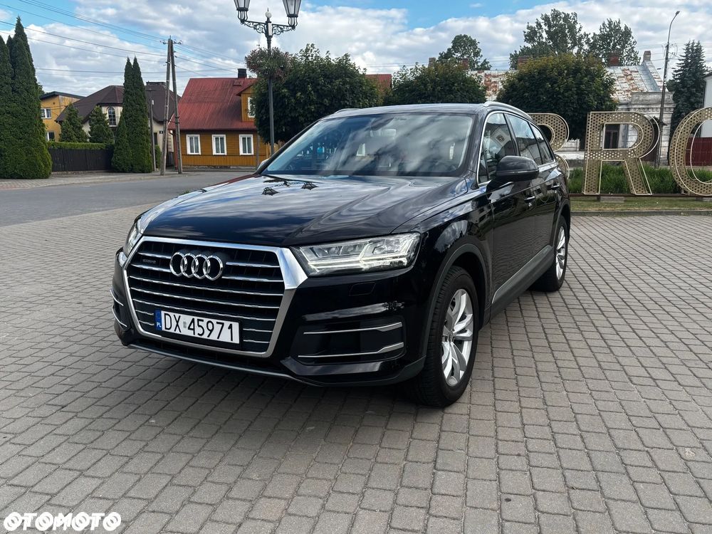 Audi Q7 - 1