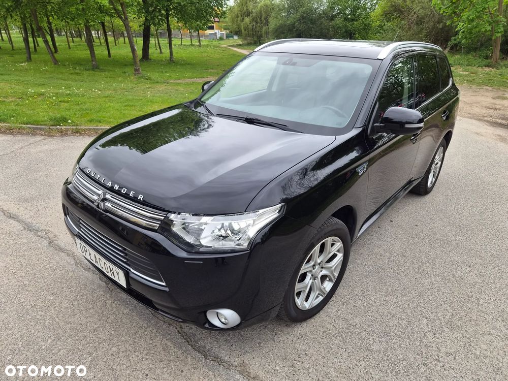 Mitsubishi Outlander - 10