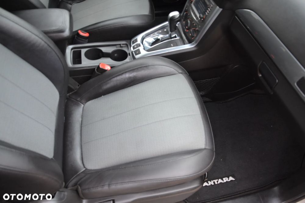 Opel Antara - 10