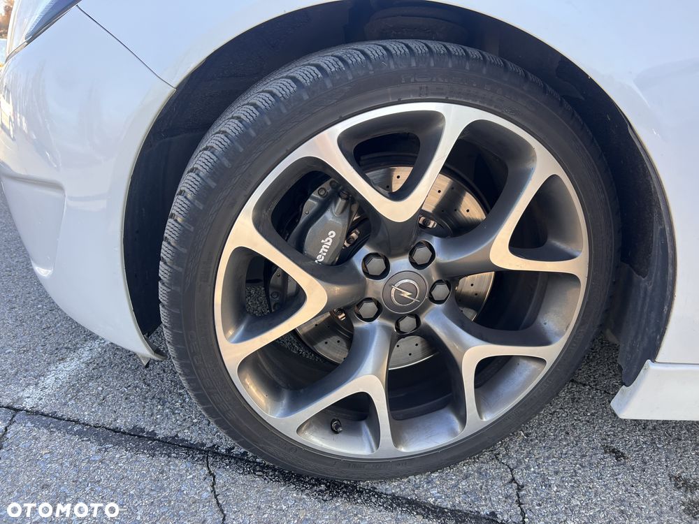 Opel Insignia - 13