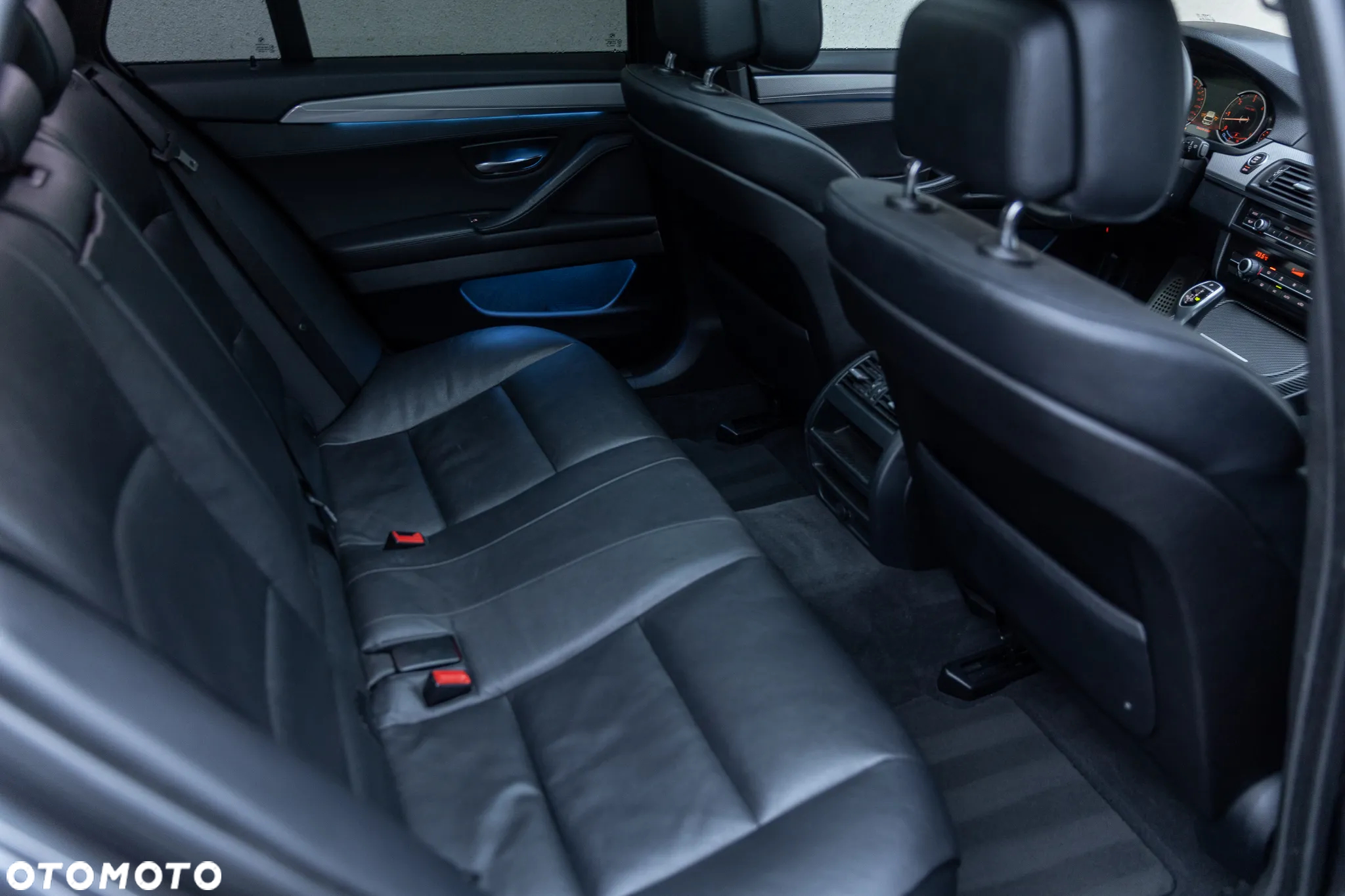 BMW Seria 5 530d xDrive - 39