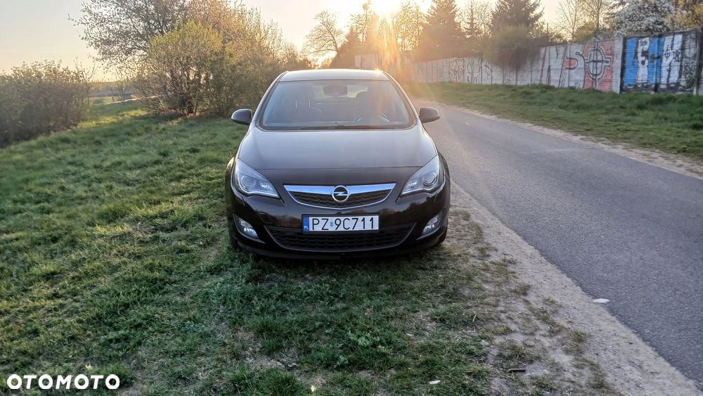 Opel Astra 1.4 Turbo Sport - 10