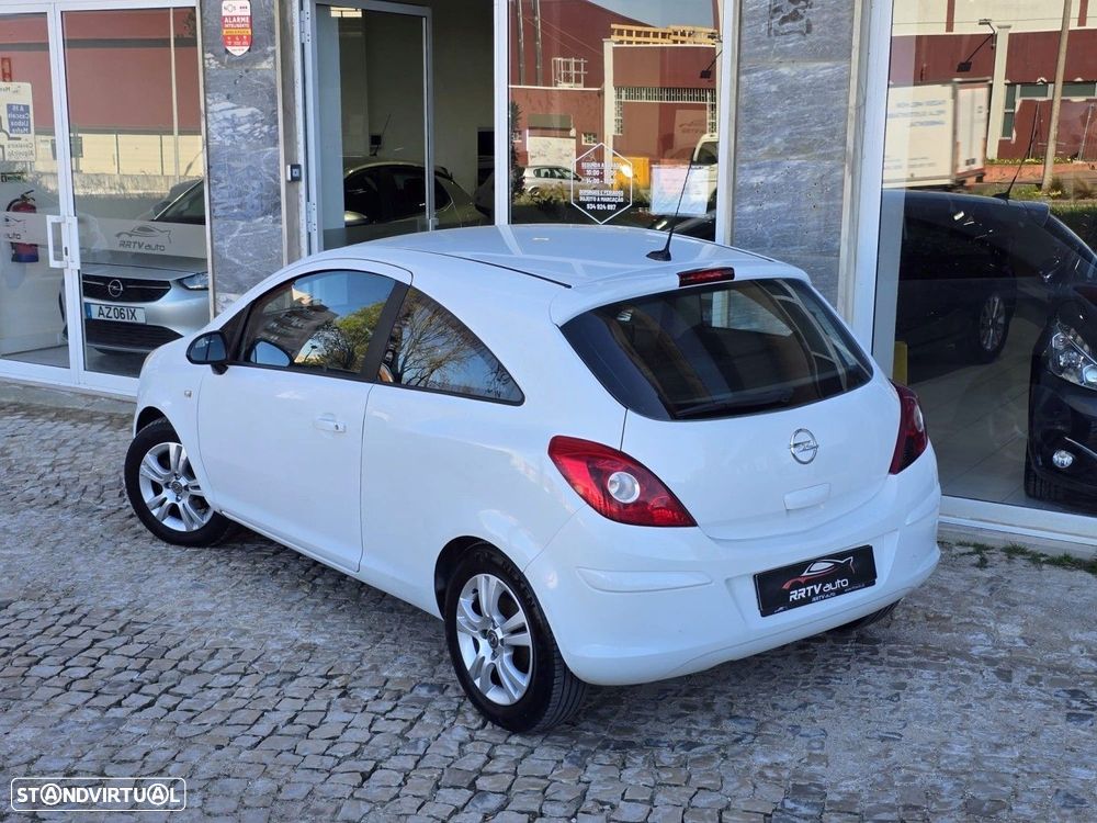 Opel Corsa 1.3 CDTi Dynamic - 4