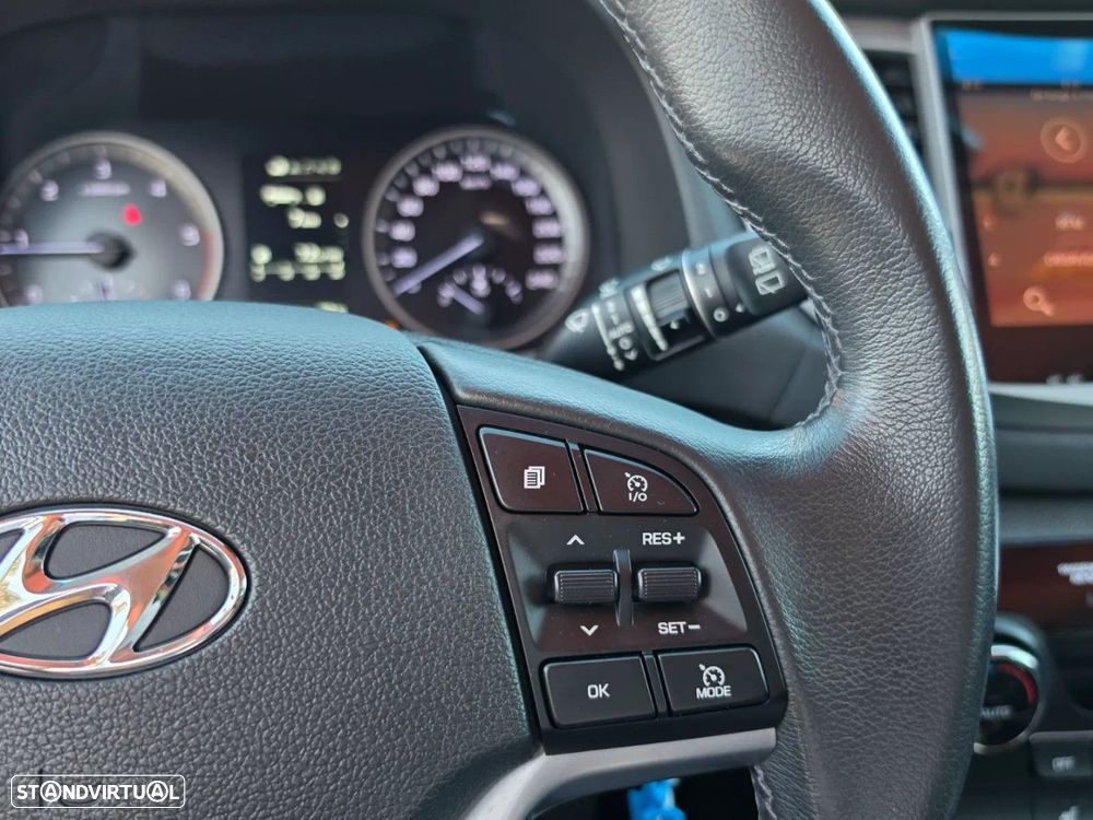 Hyundai Tucson 1.7 CRDi Executive - 15